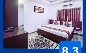 Fabhotel Rani Tower - Chinar Park